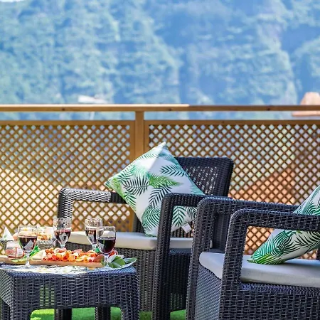 Basalt House B By Homie São Vicente