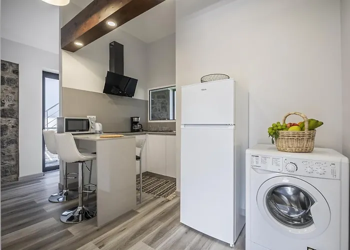 Basalt House B By Homie *