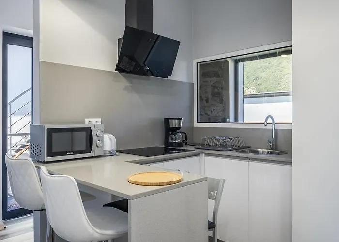 Basalt House B By Homie São Vicente