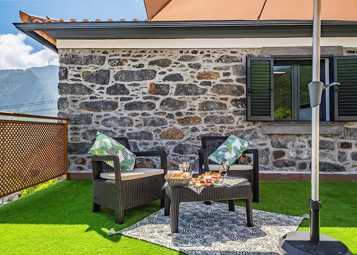 Basalt House B By Homie * São Vicente